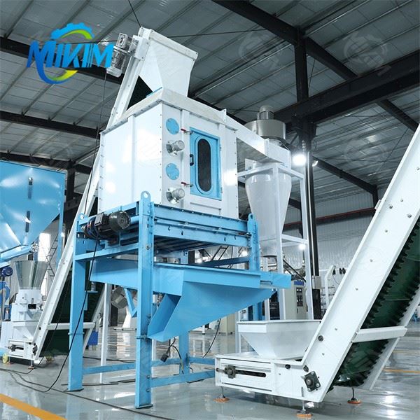 Poultry feed pelletizing line